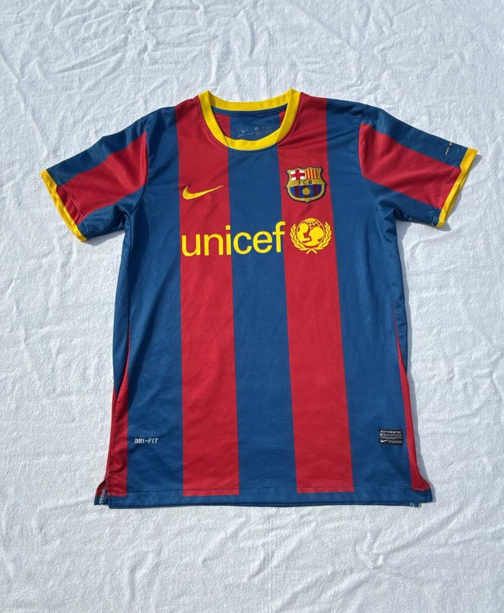 Barcelona 2010/2011 Home Jersey